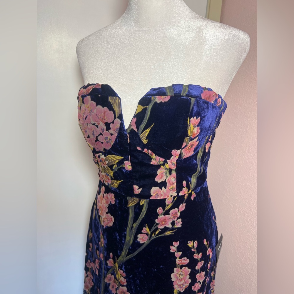 Bloom In Mind Navy Blue Floral Print Velvet Strapless Maxi Dress *Damaged - Picture 9 of 14